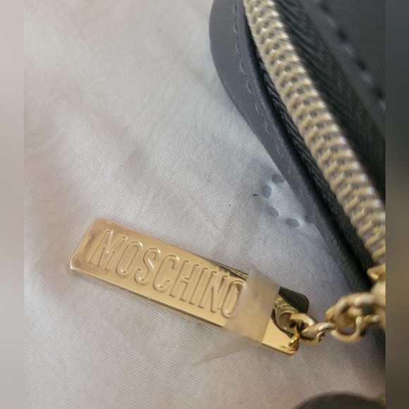 Moschino make up bag and luggage tag 3pc set - Picture 4 of 8